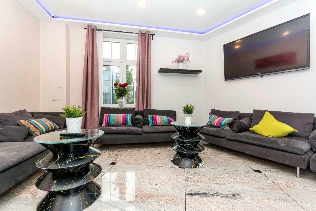 Hostal 3
